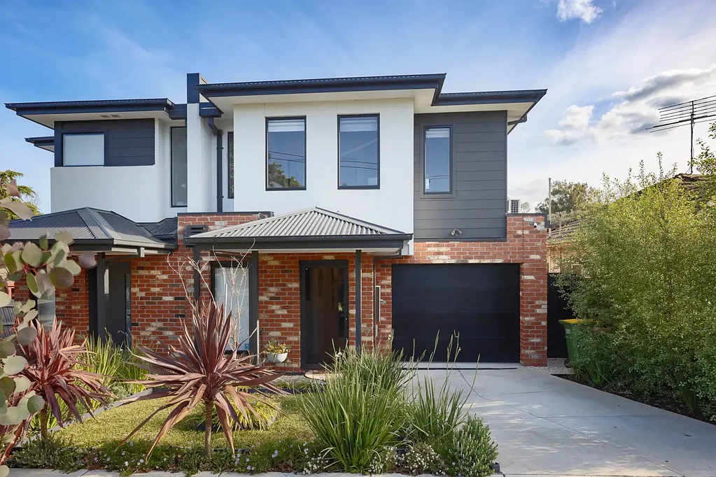 West Footscray 3Zimmer Refined Architectural Living in a Private West Footscray Enclave