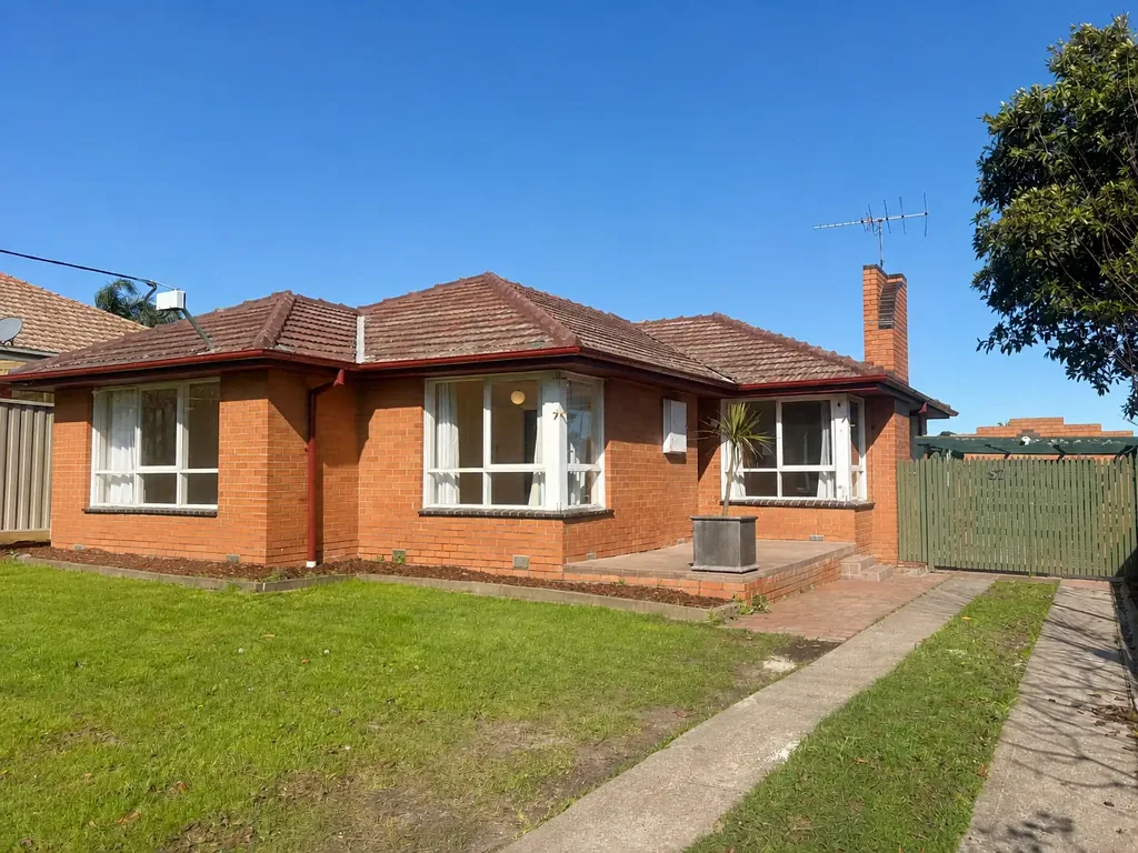 Freshly Renovated Family Home in a Prime Reservoir Location
