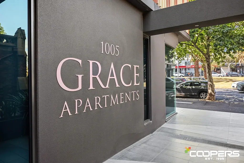 Essendon 1房 Essendon 中心的现代舒适与便利 Contemporary Comfort & Convenience in the Heart of Essendon
