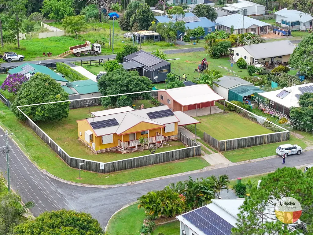 2 Tails Street, Russell Island, QLD 4184
