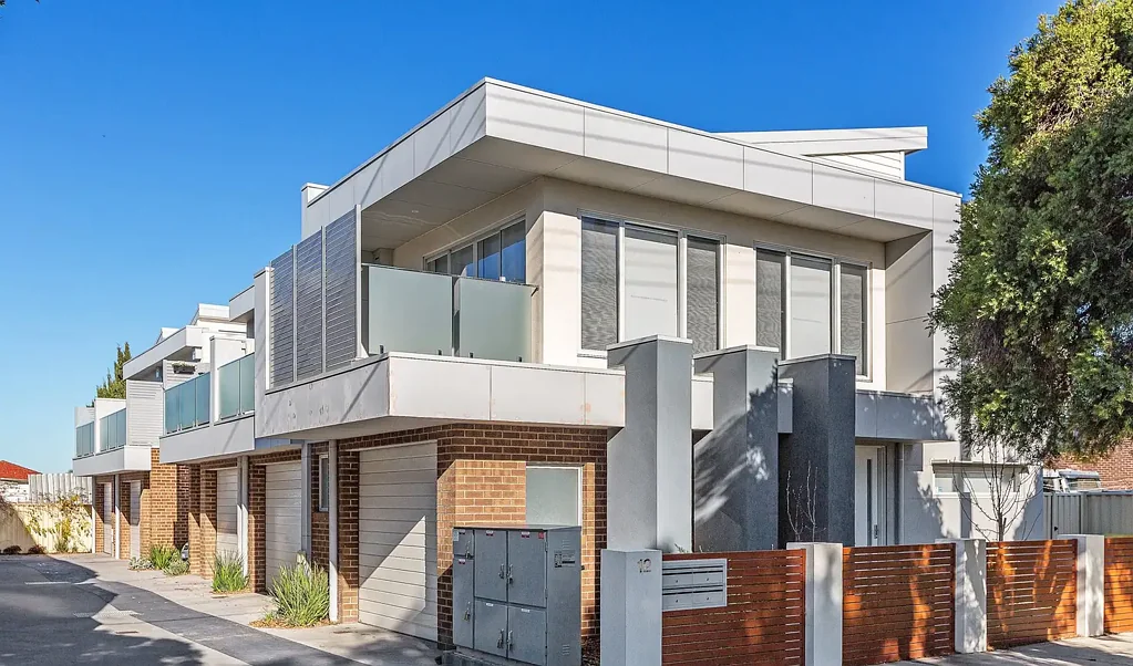 4/12 Suffolk Road, Sunshine North, VIC 3020