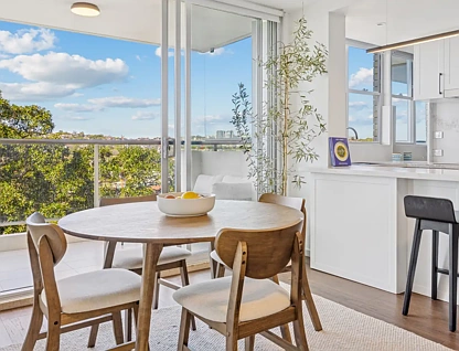 26/16-18 Eastbourne Road, Darling Point, NSW 2027, 2 slaapkamers, 1 badkamers, Apartment