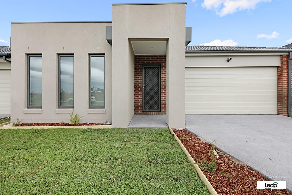 12 MACKINAC AV, WALLAN VIC 3756, 0 chambres, 0 salles de bain, House