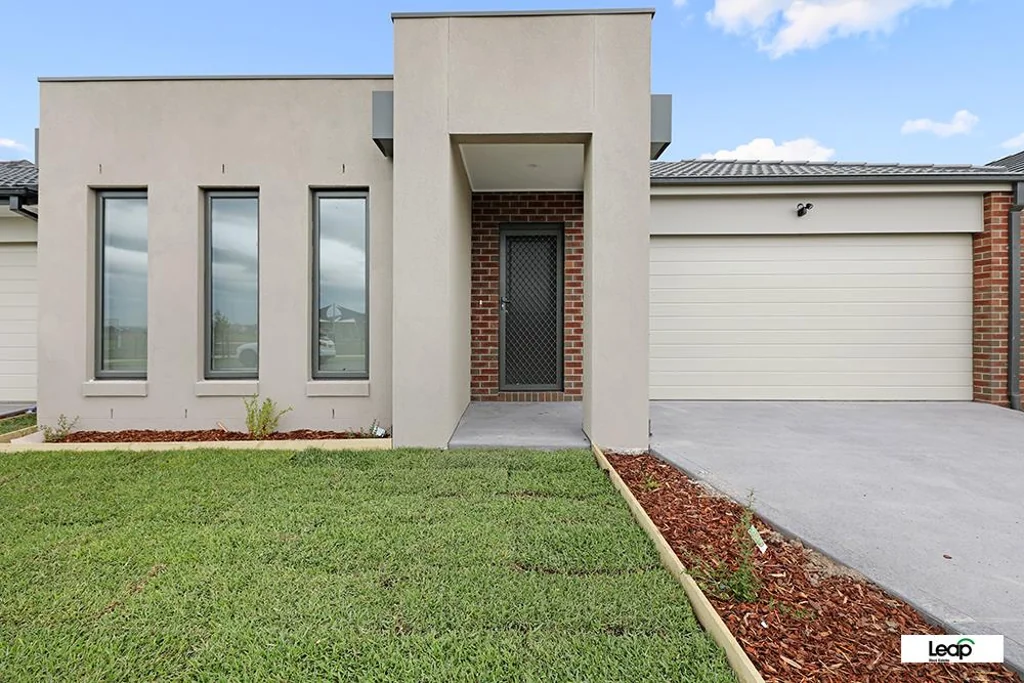 12 Mackinac Avenue, Wallan, VIC 3756