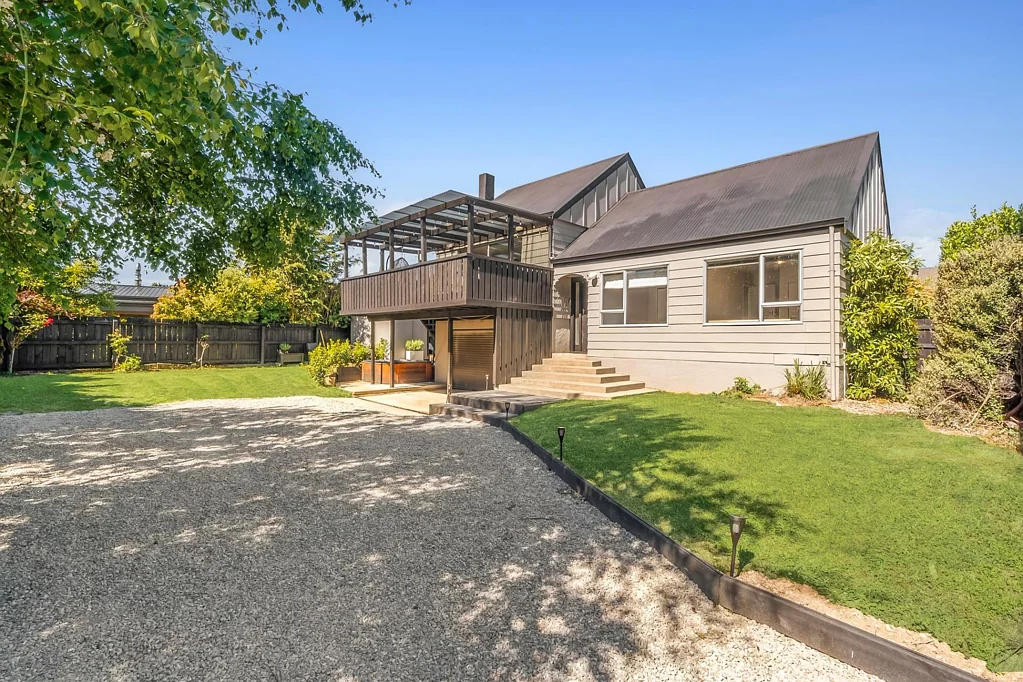 32a Hunter Crescent, Wanaka, Otago