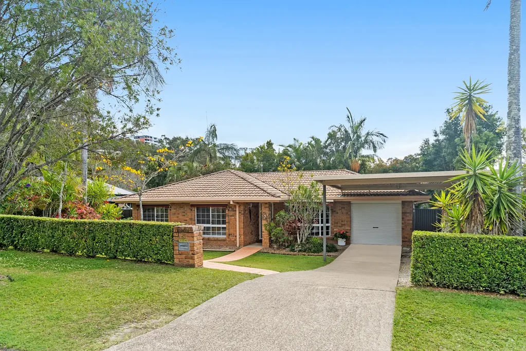 5 Dawnann Court, Carrara, QLD 4211