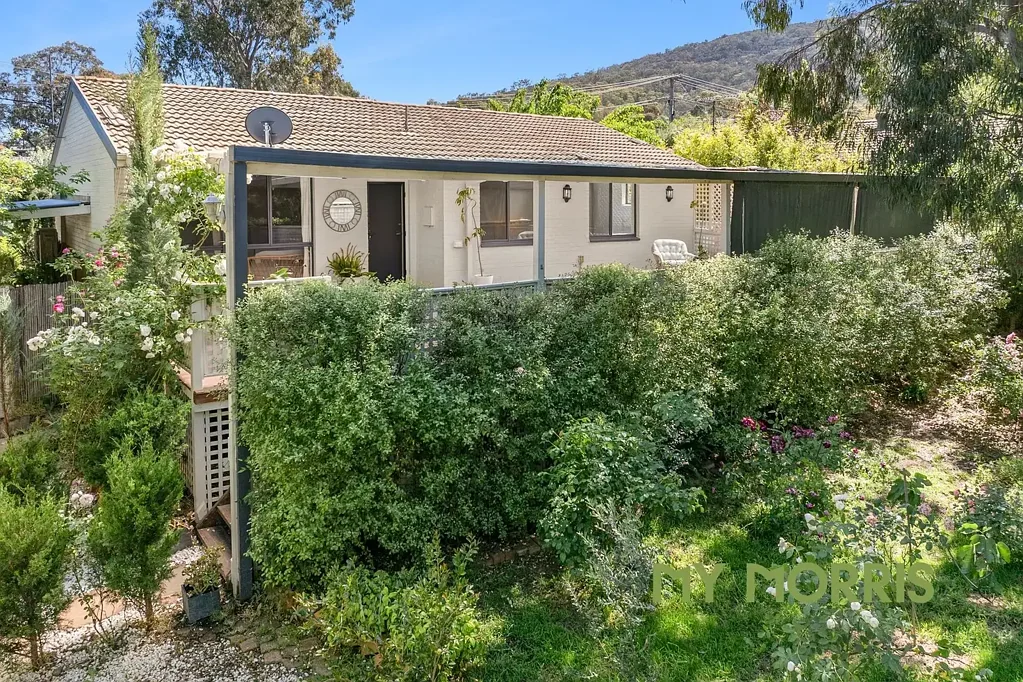 Kambah 3બેડરૂમ Stylish, Updated Home in a Prime Kambah Location