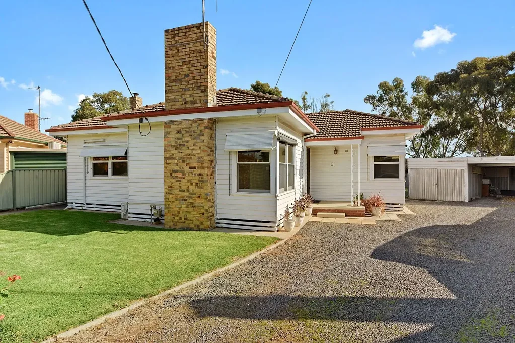 23 Alamein Court, Golden Square, VIC 3555