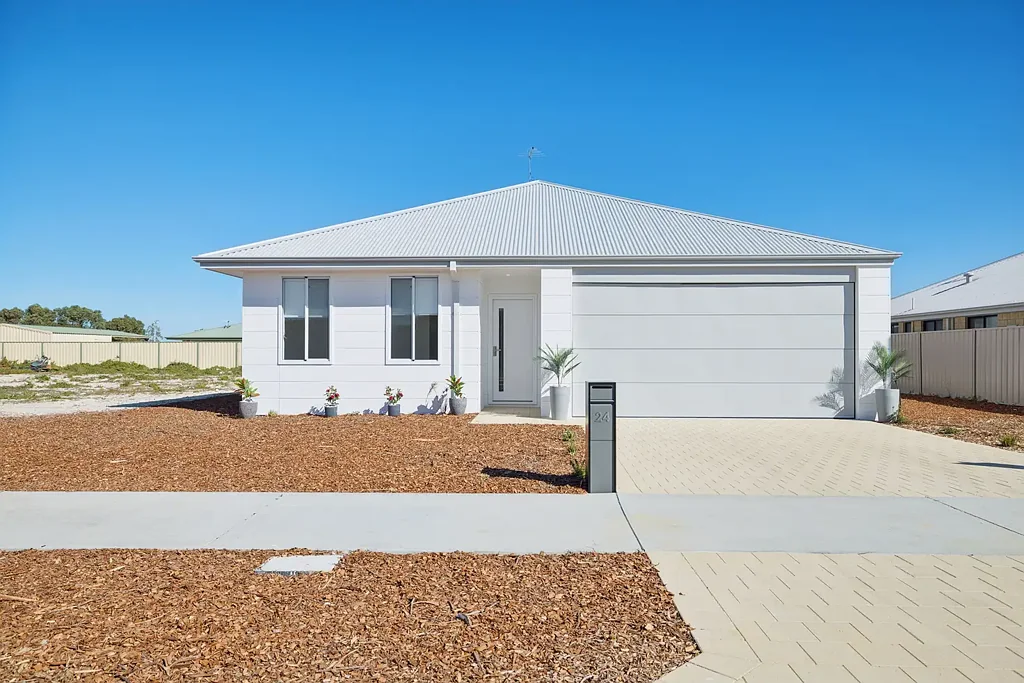 Lancelin 4房  BRAND NEW. QUALITY FINISHED. A LANCELIN LIFESTYLE WAITING FOR YOU.