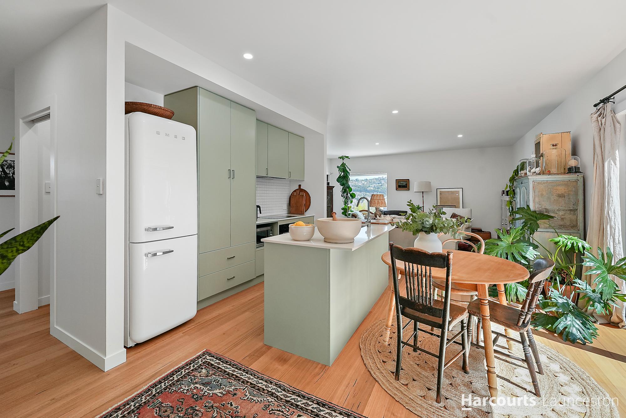 24 HOWICK ST, SOUTH LAUNCESTON TAS 7249, 0 phòng ngủ, 0 phòng tắm, Townhouse