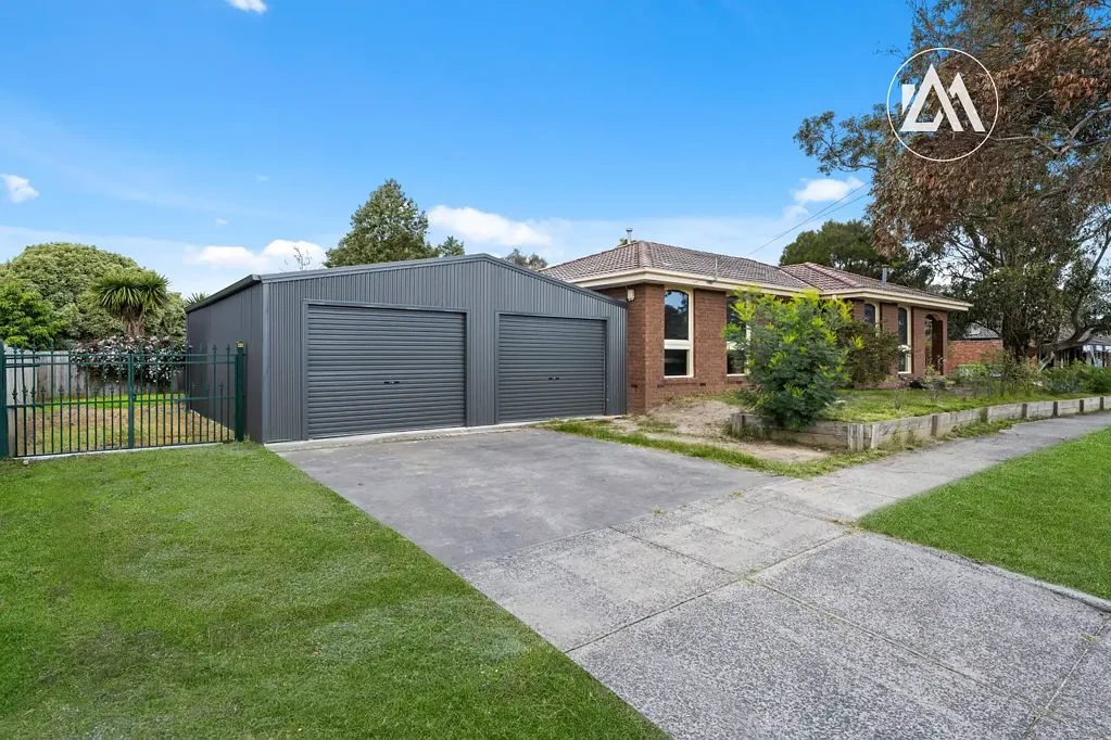 Langwarrin 3Zimmer A Corner-Block Opportunity With Side Access In Leafy Langwarrin