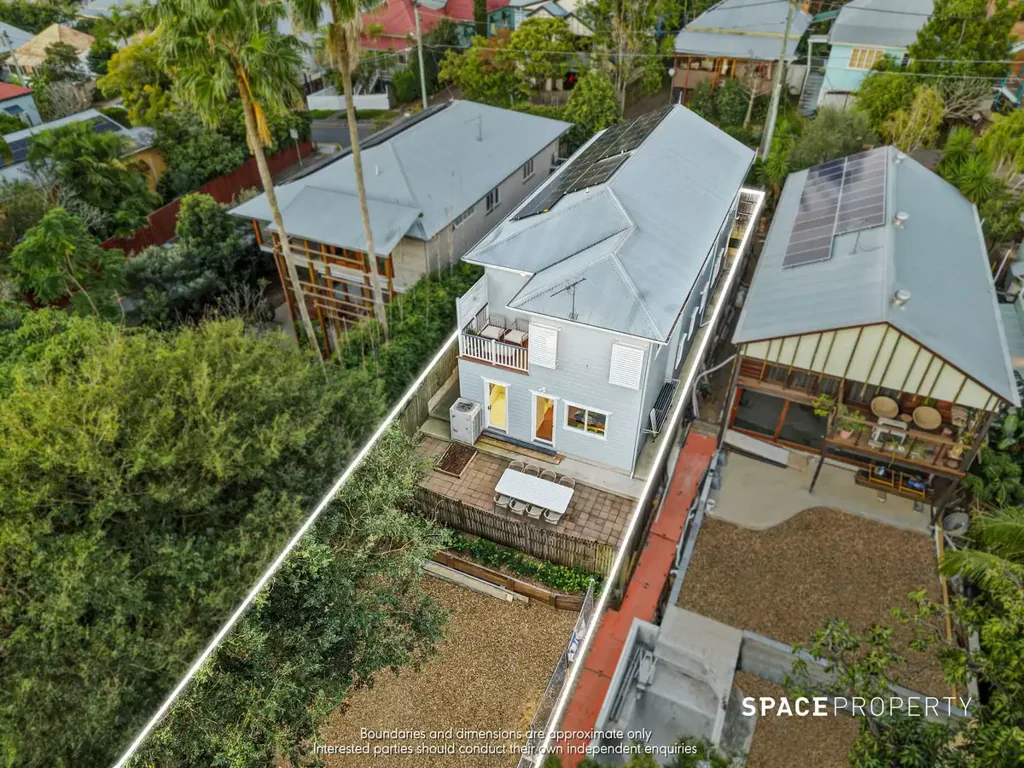 Highgate Hill 6कमरा Exceptional Dual Living Opportunity - 6 Full Sized bedrooms.