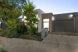 370 Duke Street, Sunshine North