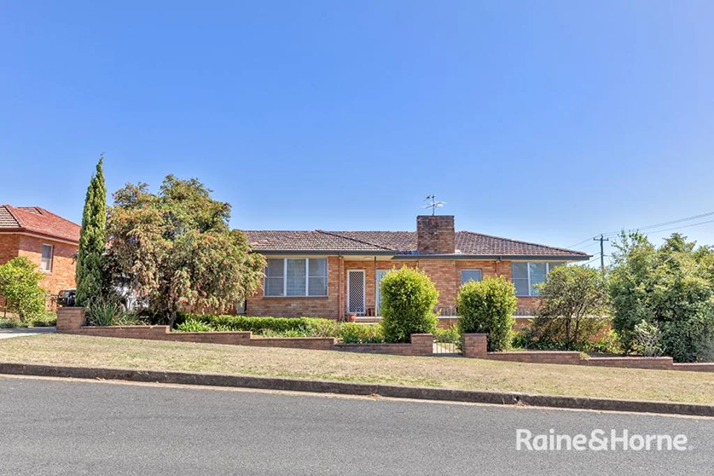 69 Phillip Street, Tamworth, NSW 2340