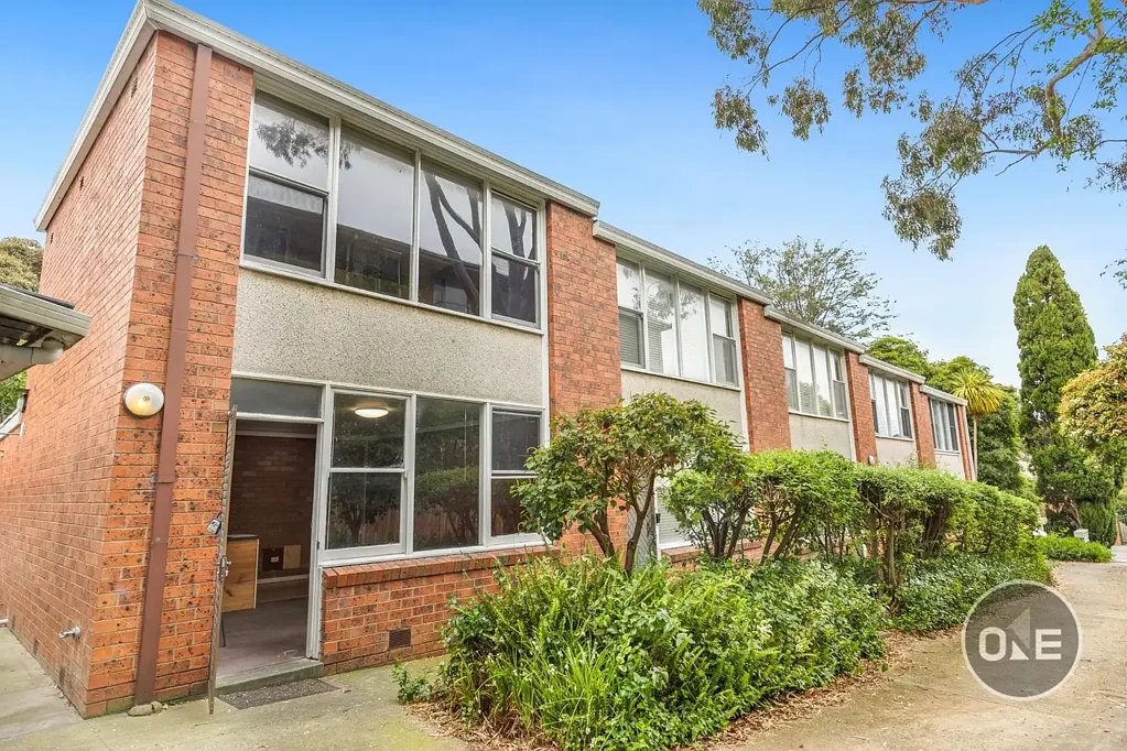 Unique Living in Ultimate Location