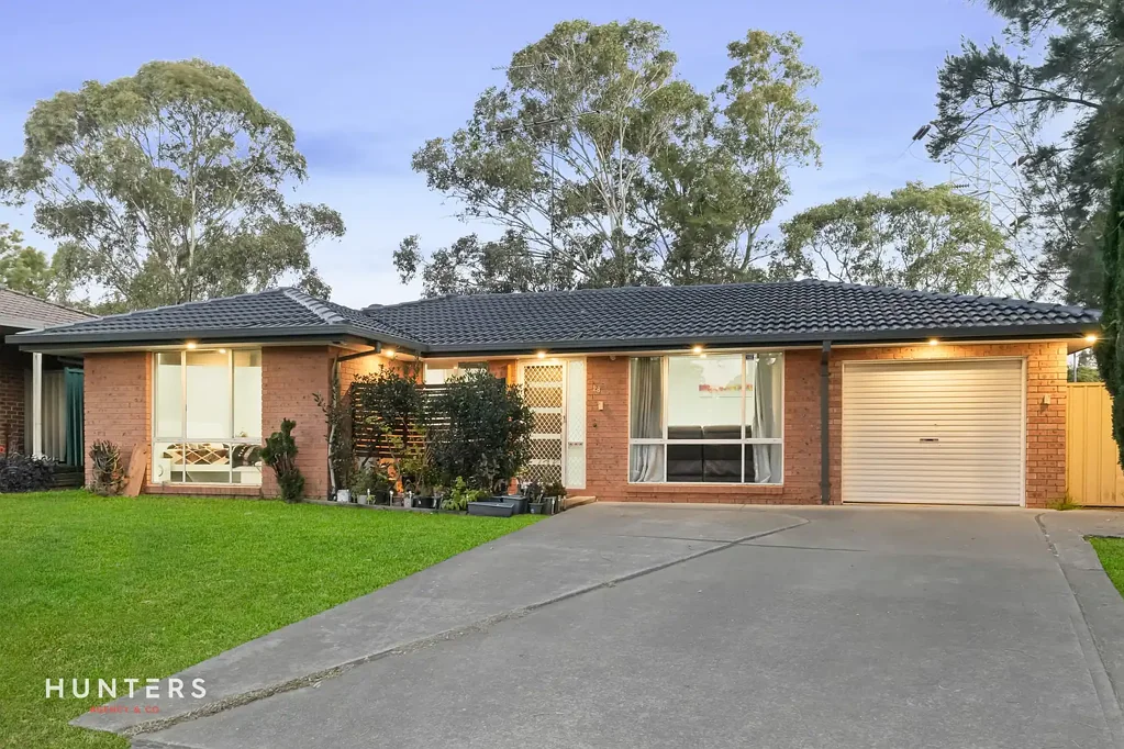 28 & 28A Astral Drive, Doonside, NSW 2767
