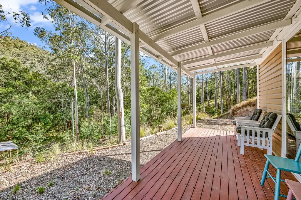 Singleton CARROWBROOK - With Your Own Creek Frontage