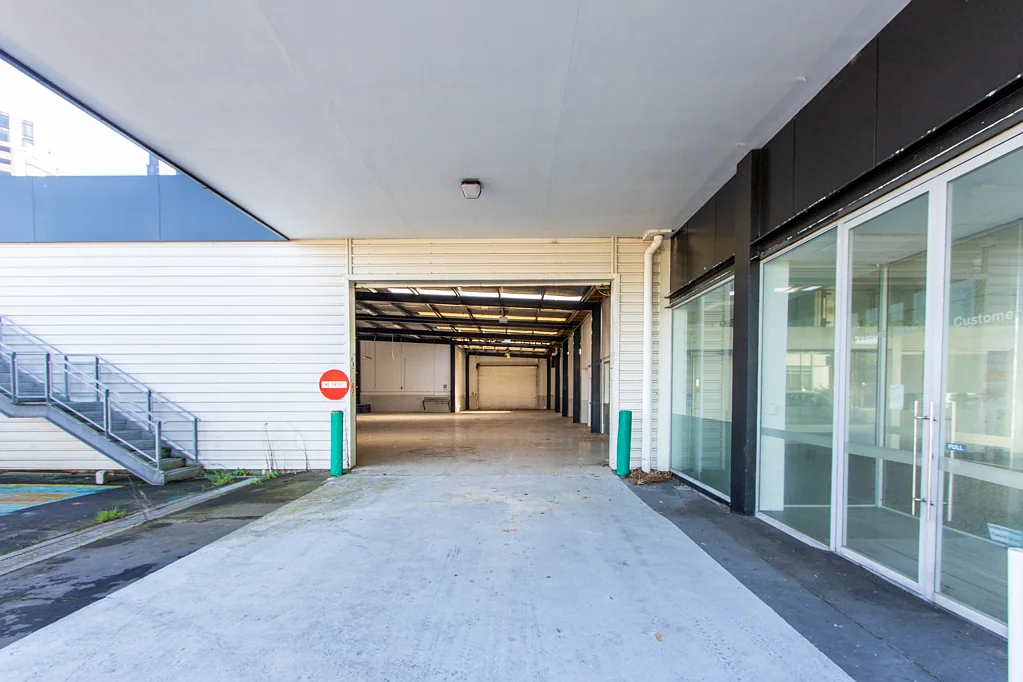 Takapuna  Bespoke Industrial Showroom Opportunity