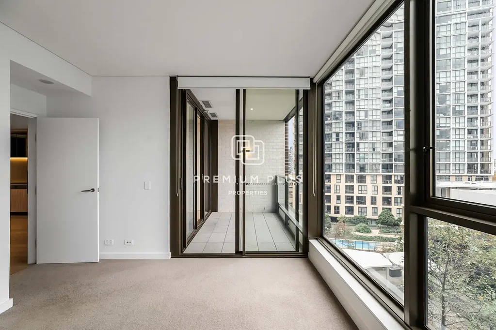 Haymarket 1ห้องนอน Natural light filled - 1 Bedroom + Study with leafy outlook in Darling Square