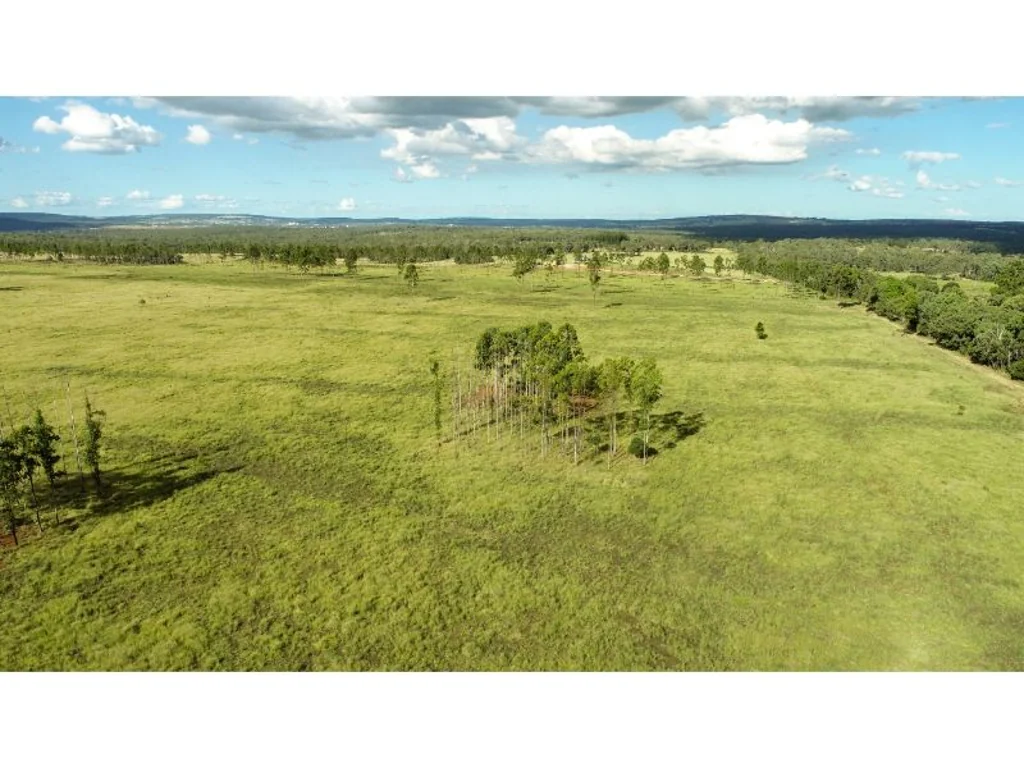 Kingaroy PRICE REDUCTION = BARGAIN Superb location and secure water supply!