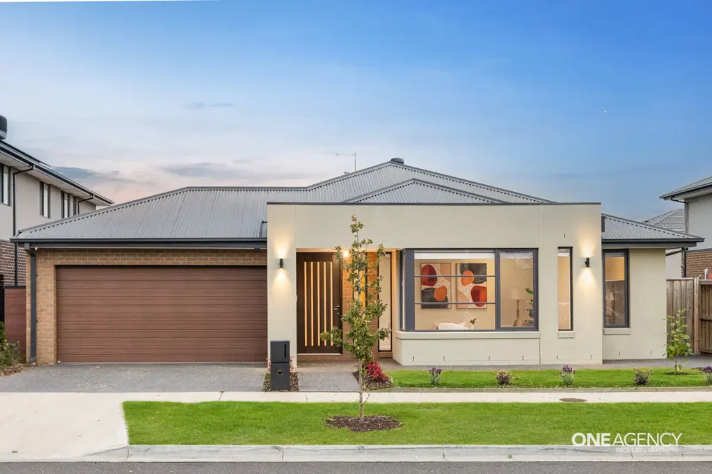 41 Ruthven Way, Mambourin, VIC 3024