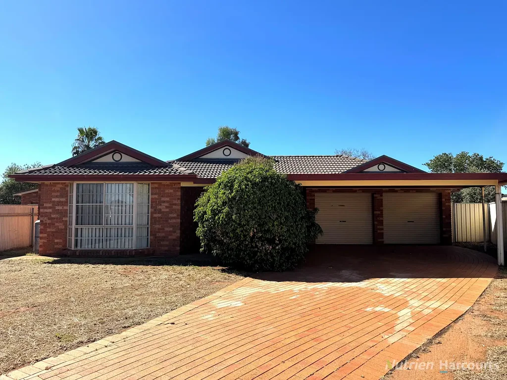 2 Marmong Place, Cobar, NSW 2835