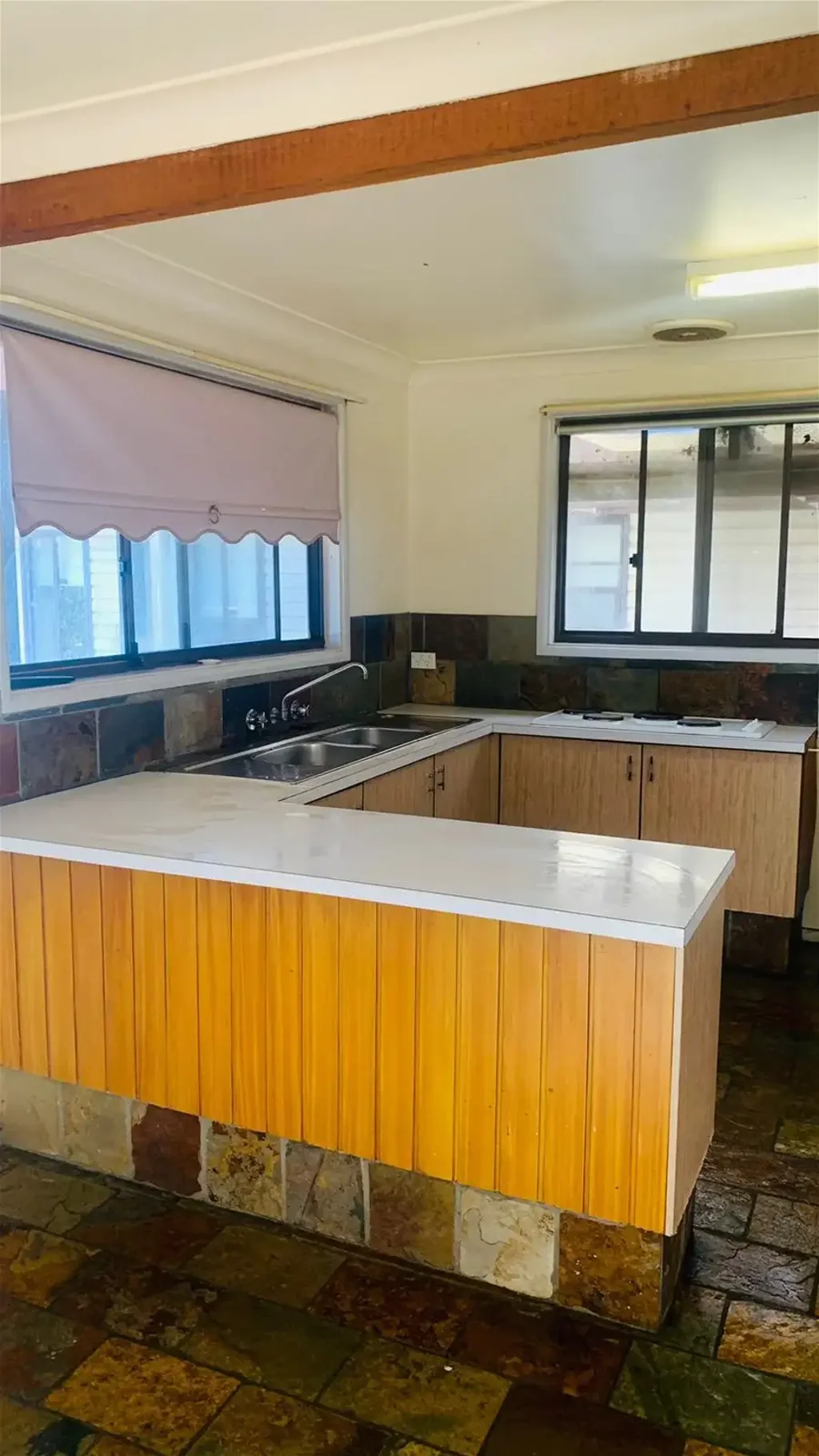 Beautifully Presented Granny Flat in Quiet Street