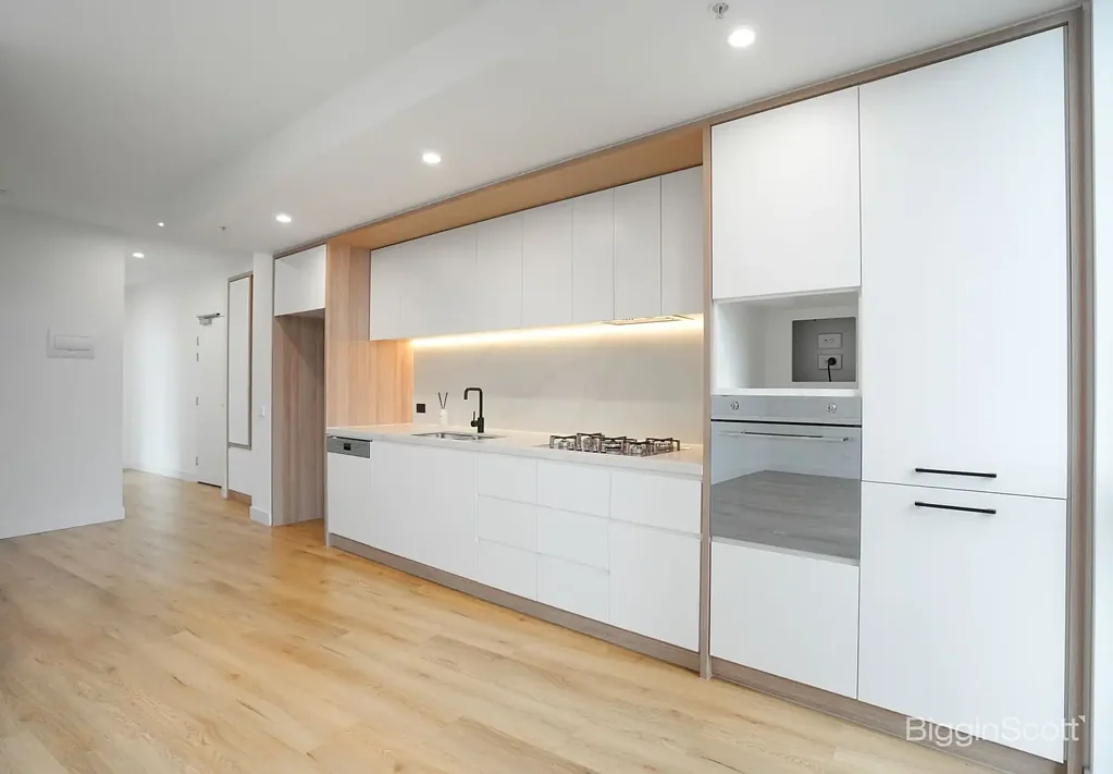 708/9 Williamsons Road, Doncaster, VIC 3108