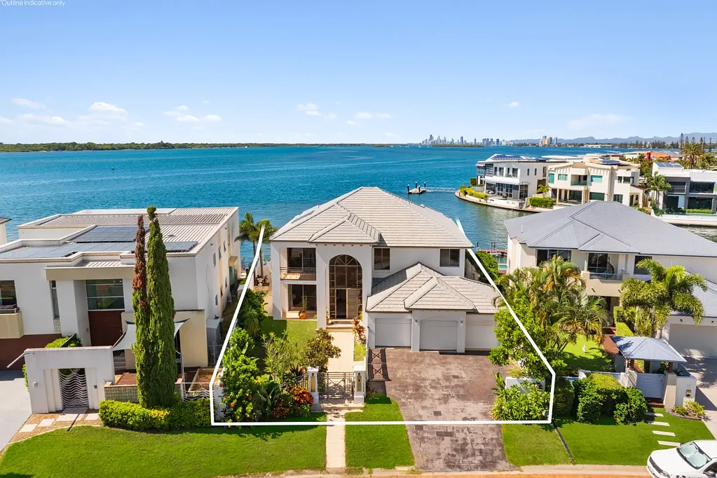 46 King Charles Drive, Paradise Point, QLD 4216