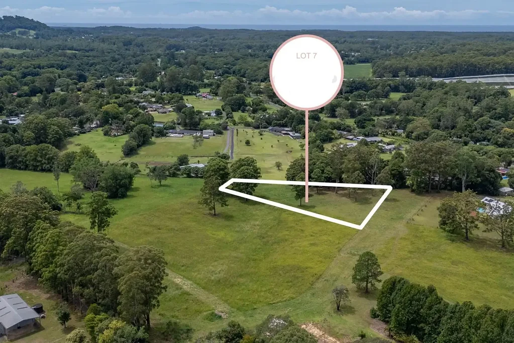 Bonville Build your Dream Home in this Idyllic Location!