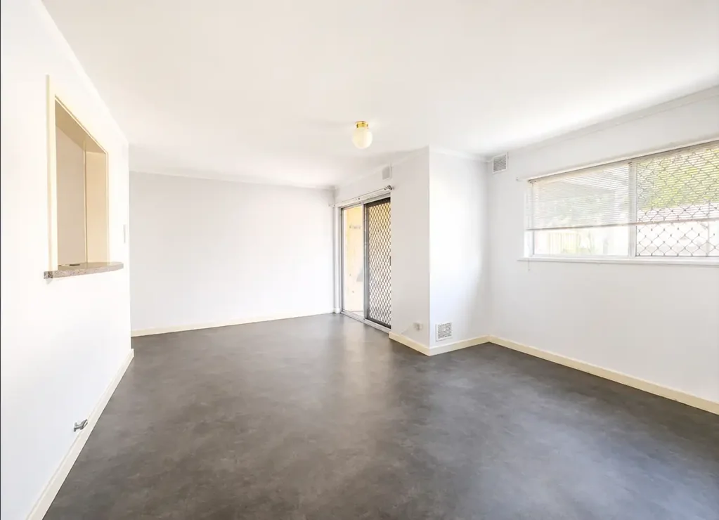 Parmelia 2房  Private Courtyard, Poolside Complex & Easy-Care Living