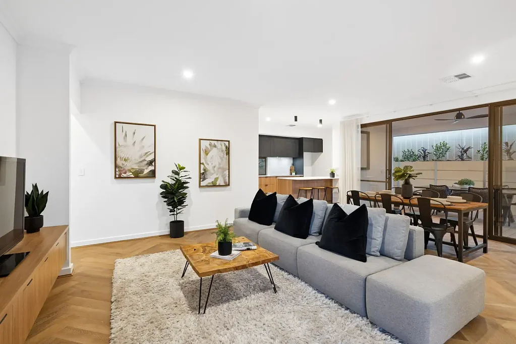 Morley 3 Bedroom WARNING! FALLING IN LOVE IS INEVITABLE...
