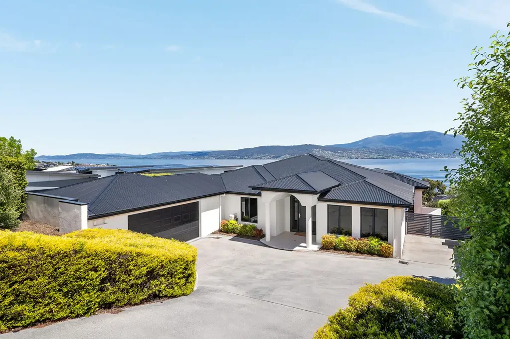 659 Oceana Drive, Tranmere, TAS 7018