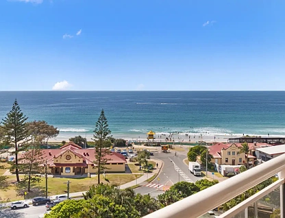 40/3 Cunningham Avenue, Main Beach, Gold Coast, 2 Bedrooms, 2 Bathrooms, Apartment