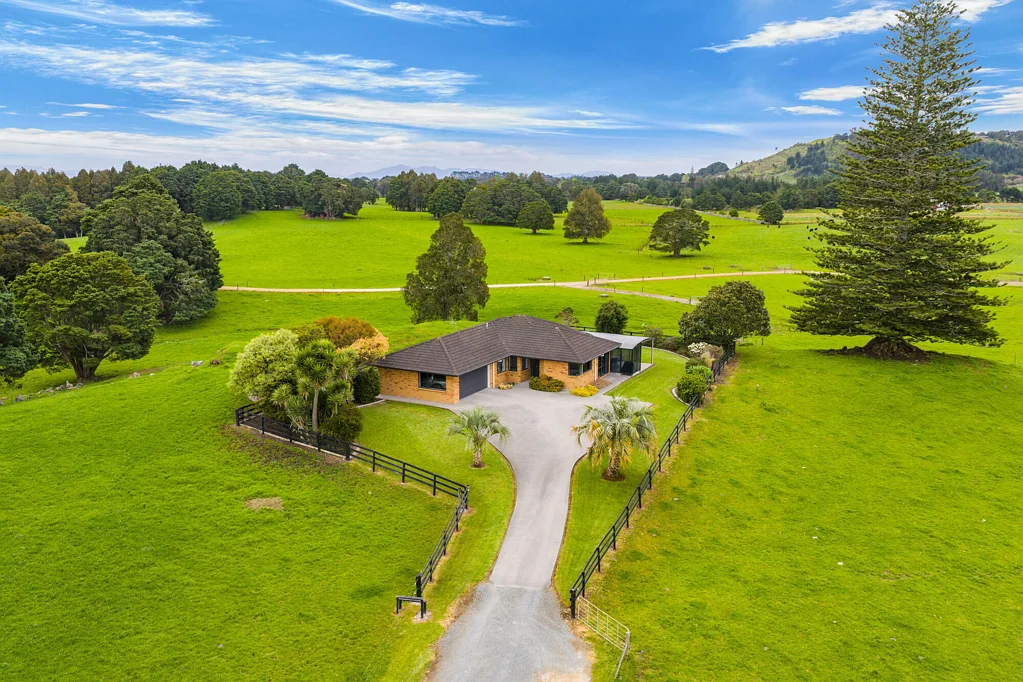 Maungakaramea Practical rural living on 27 hectares