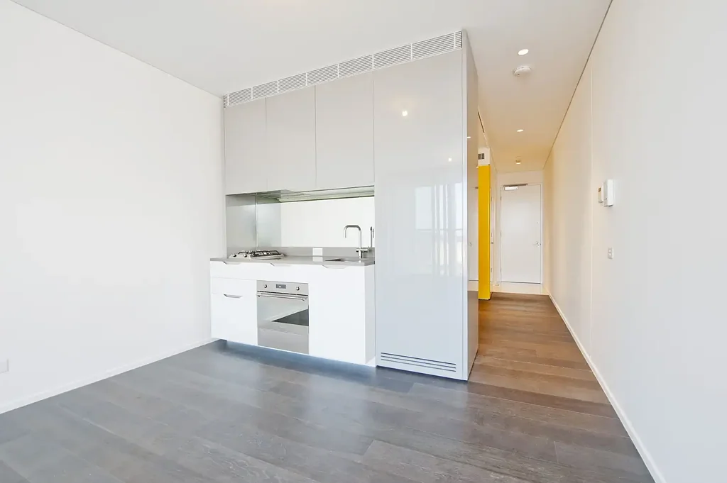 Level 10. MODERN ONE BEDROOM SUITE IN CENTRAL PARK