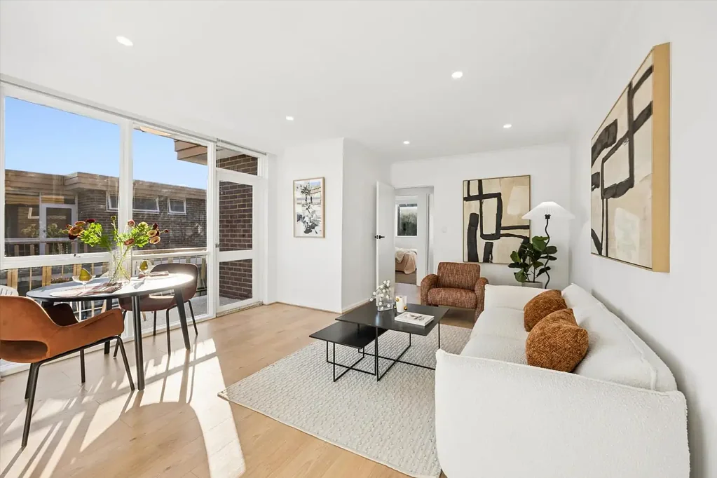 Carnegie 2chambre Newly Updated Sanctuary, Steps from Koornang Road