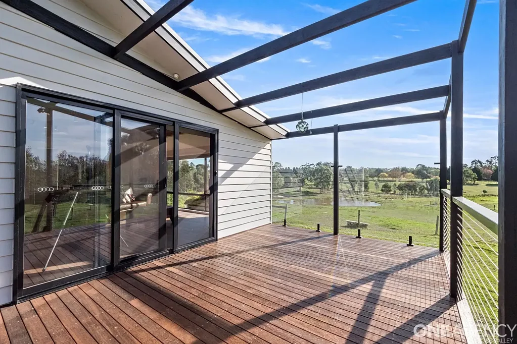 Traralgon 3ਬੈੱਡਰੂਮ Idyllic Country Lifestyle with Space, Privacy & Equestrian Appeal