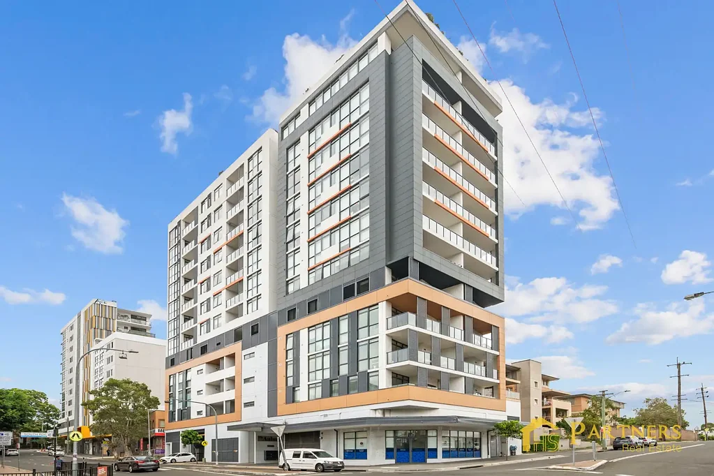 Auburn 2ห้องนอน South-East Facing Apartment in Auburn's Connected Village Precinct