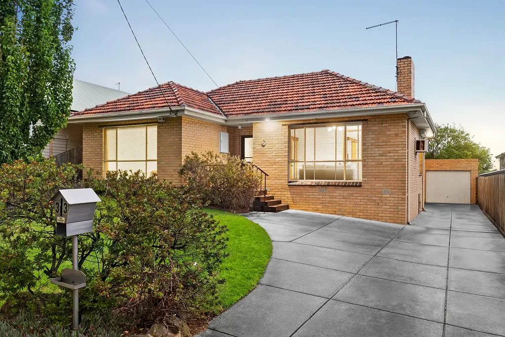 33 May Street, Macleod, VIC 3085