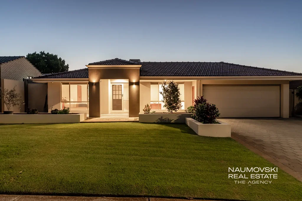 Dianella 4 Bedroom YOUR PRIVATE OASIS AWAITS!