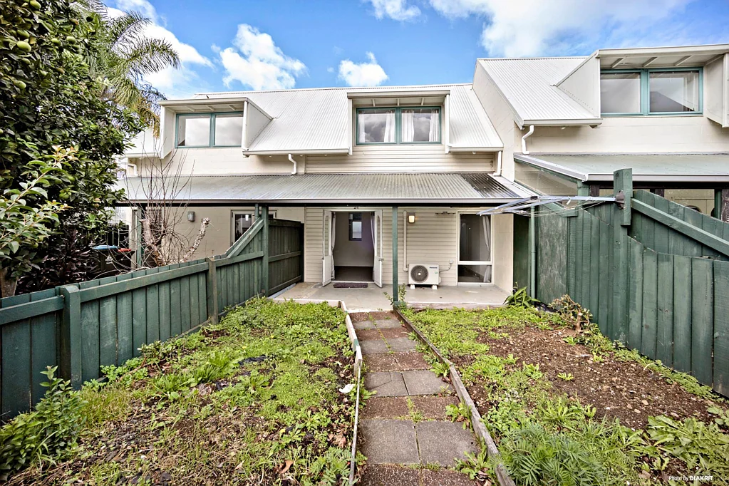 Otahuhu 2房  Affordable Central Living in Otahuhu!