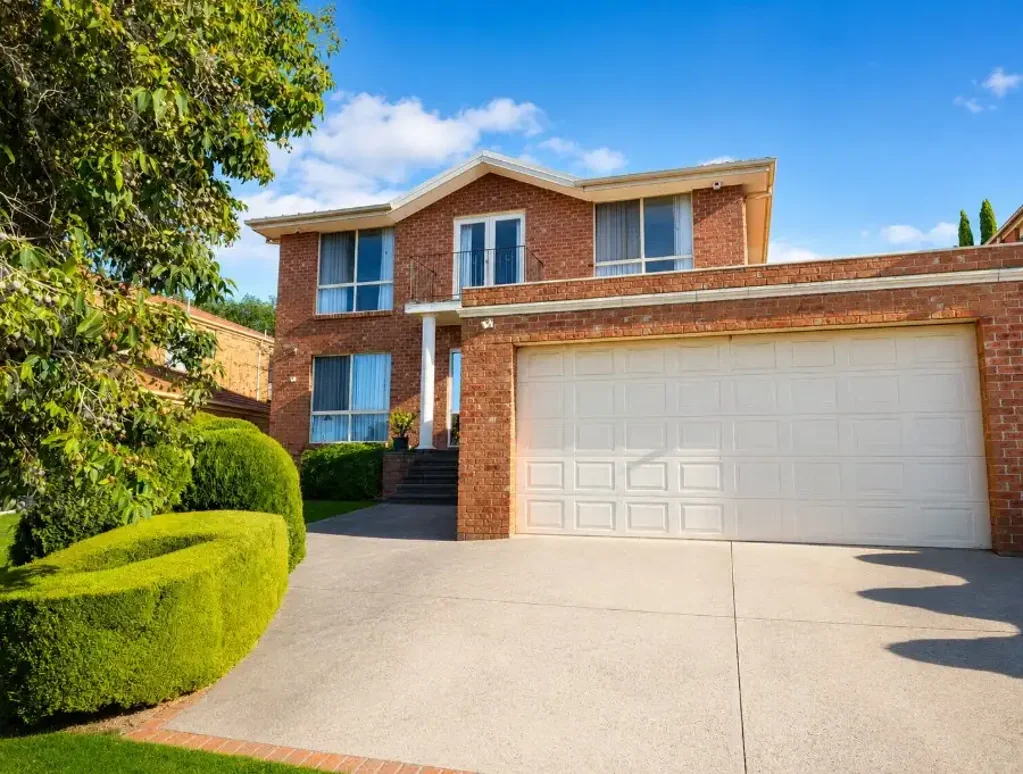 Spacious 5-Bedroom Family Home