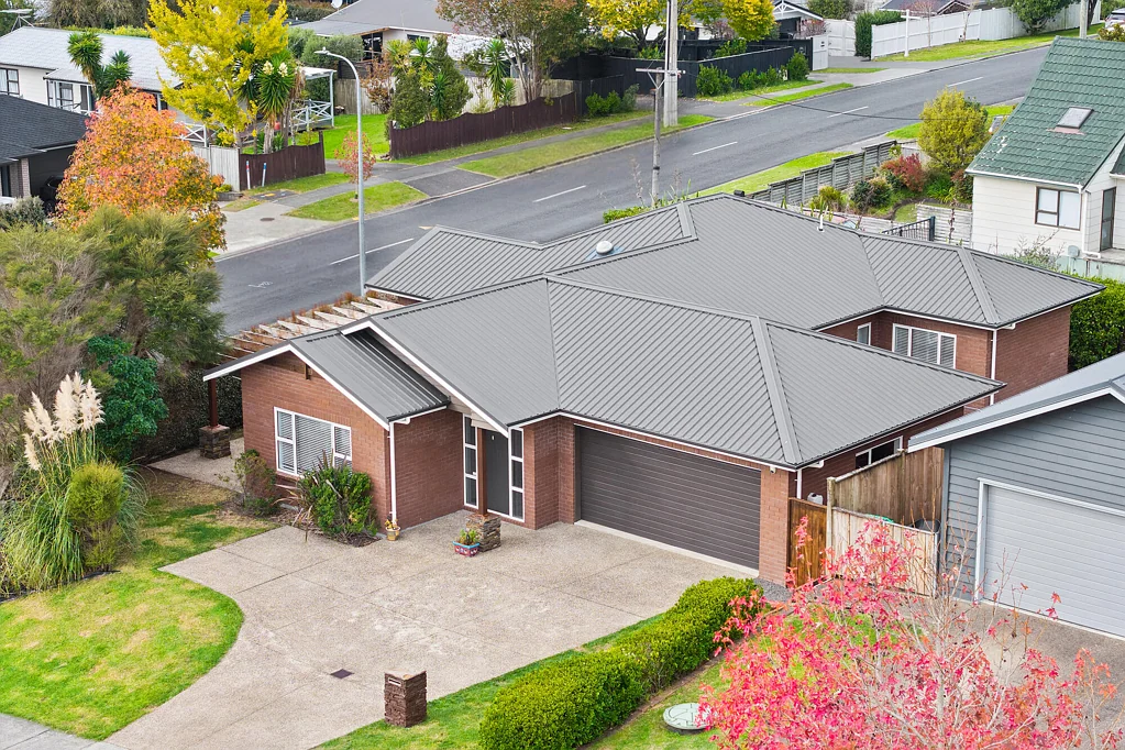 Huapai 4房  Immaculate living in the heart of Huapai