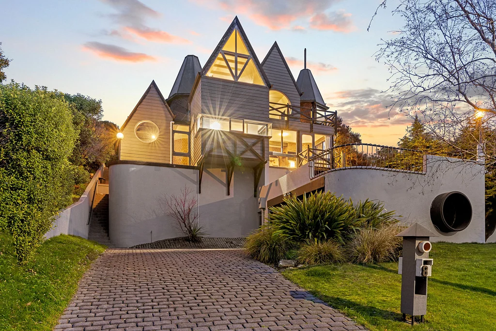 8 Muritai Terrace, Mount Pleasant, Canterbury