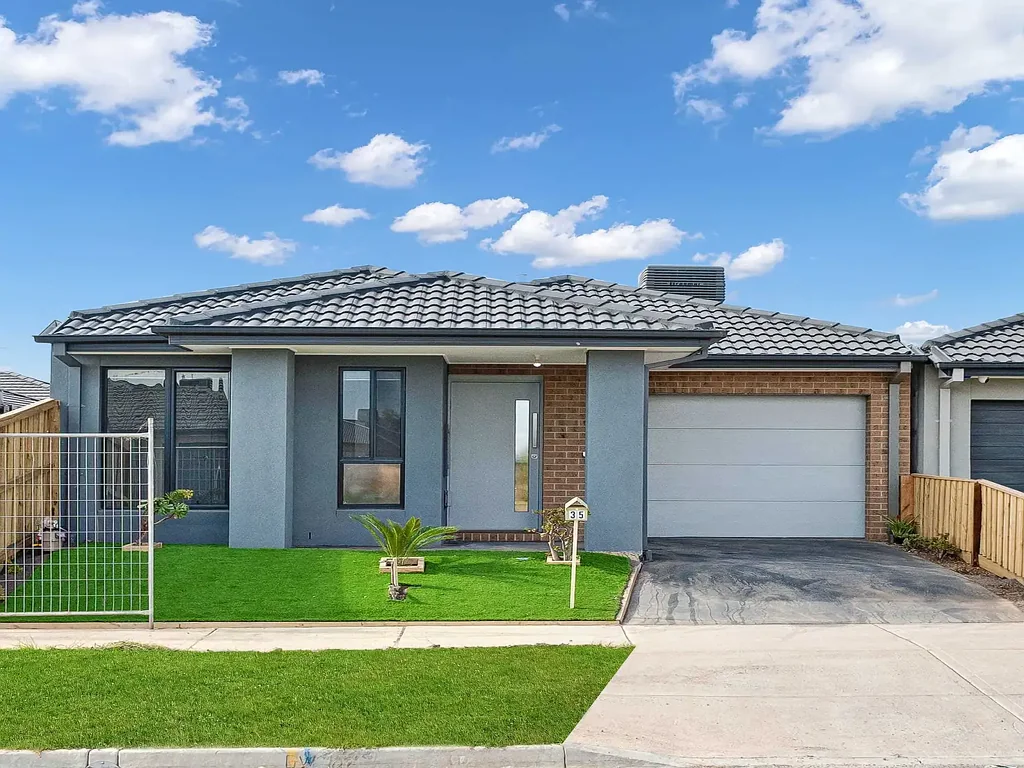 Comfortable Family Living in a Convenient Location