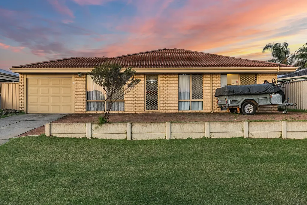 28 Seminole Gardens, Seville Grove, WA 6112