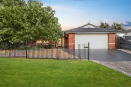 6 Rebecca Court, Hillside