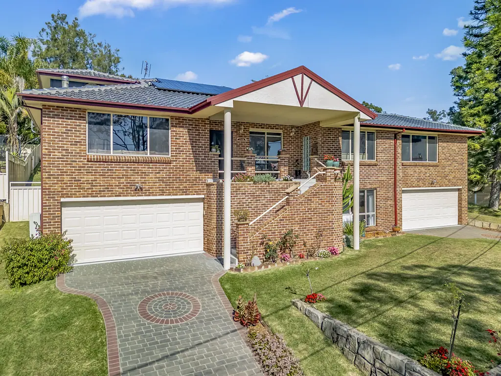 13 Haslemere Crescent, Buttaba, NSW 2283