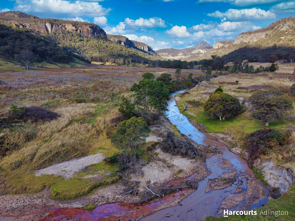 Rylstone RARE AND RICH - SOME OF THE SWEETEST COUNTRY IN THE CAPERTEE VALLEY